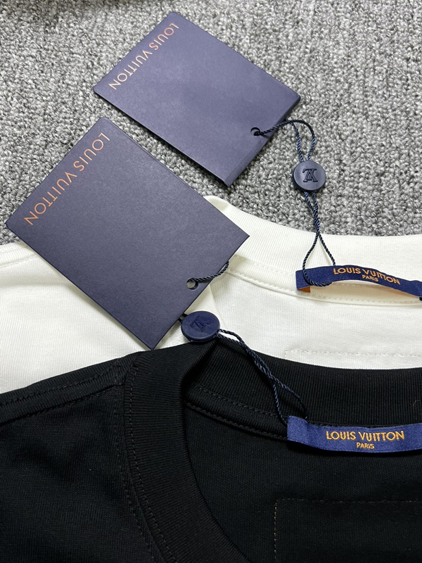 ブランドTシャツ角部分ディテール